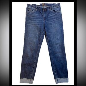 Kut from the Kloth Straight Leg Jeans in Medium Blue Wash